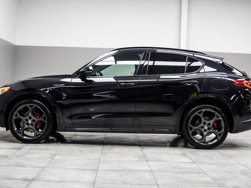 Used 2023 Alfa Romeo Stelvio Veloce AWD/4WD image 12