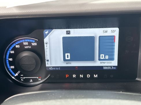 Used 2023 Ford Bronco Badlands image 27