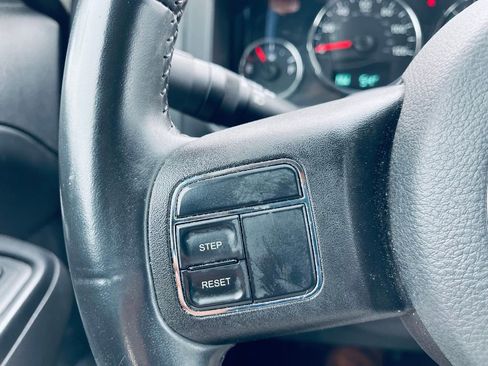 Used 2012 Jeep Liberty Sport w/ Popular Equipment Group AWD/4WD image 14