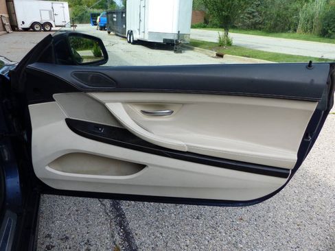 Used 2012 BMW 650i Convertible RWD image 34