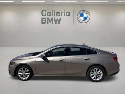 Used 2025 Chevrolet Malibu LT FWD image 11