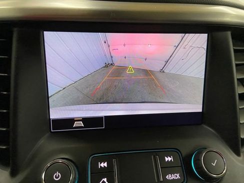 Used 2023 GMC Acadia SLT image 49