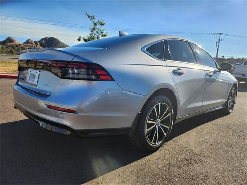 Used 2023 Honda Accord EX-L image 4