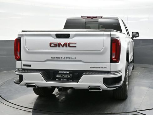 Used 2022 GMC Sierra 1500 Denali image 6