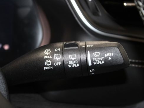 Used 2024 Jeep Grand Cherokee L Limited AWD/4WD image 43
