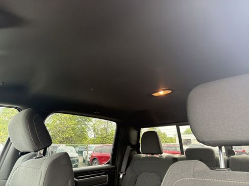 Used 2023 RAM 1500 Big Horn AWD/4WD image 2