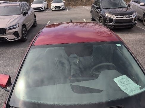 Used 2024 Hyundai Elantra SEL image 3