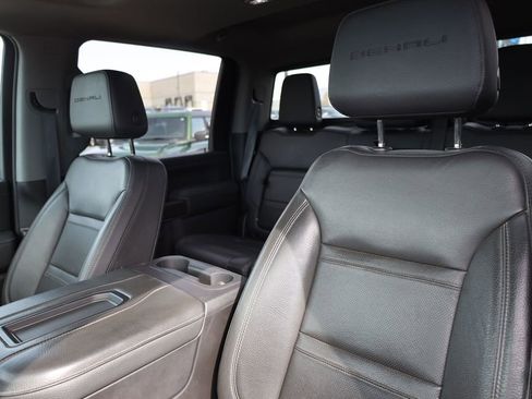 Used 2022 GMC Sierra 3500 Denali image 16