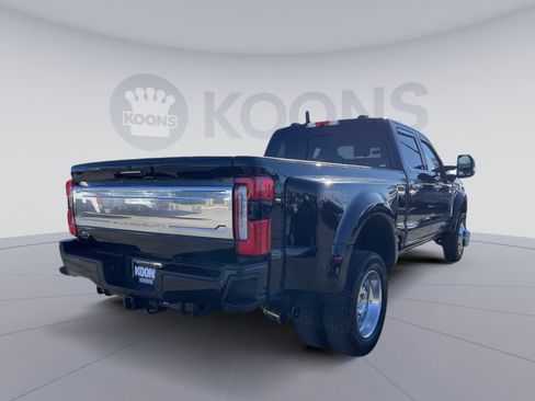 Used 2024 Ford F450 Platinum w/ FX4 Off-Road Package image 7