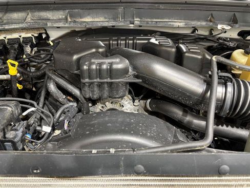 Used 2016 Ford F250 XL w/ Power Equipment Group AWD/4WD image 24