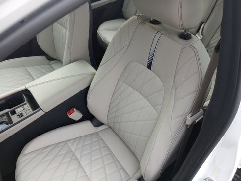 New 2026 Nissan Sentra SL w/ Floor Mat Package FWD image 9