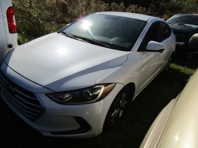 Used 2017 Hyundai Elantra SE