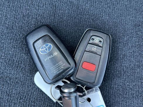 Used 2016 Toyota Prius Two w/ Protection Package image 20