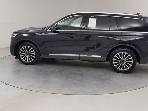 Used 2024 Lincoln Aviator Reserve AWD/4WD image 19