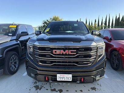 Used 2023 GMC Sierra 1500 AT4 w/ AT4 Premium Package