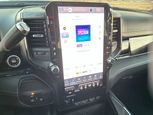 Used 2025 RAM 3500 Limited image 16