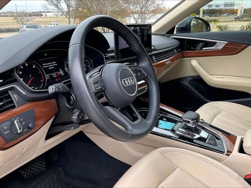 Used 2023 Audi A4 2.0T Premium w/ Convenience Package image 16