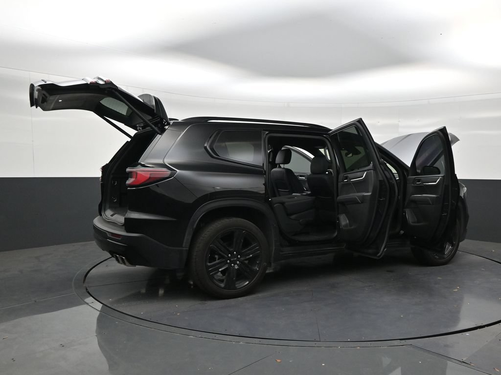 Used 2025 GMC Acadia Elevation w/ Elevation Premium Package FWD image 27