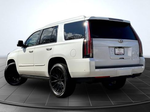 Used 2019 Cadillac Escalade Premium Luxury AWD/4WD image 8