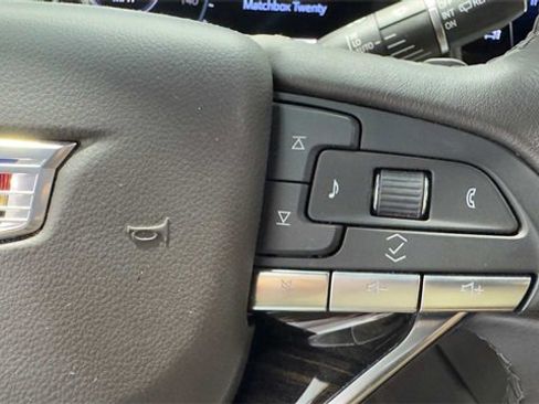 Used 2022 Cadillac Escalade ESV Premium Luxury image 31