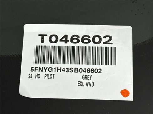 Used 2025 Honda Pilot EX-L image 48