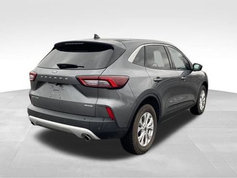 Used 2023 Ford Escape Active AWD/4WD image 3