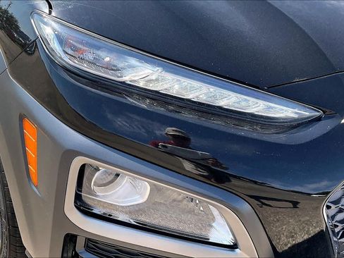 Used 2018 Hyundai Kona Limited AWD/4WD image 27