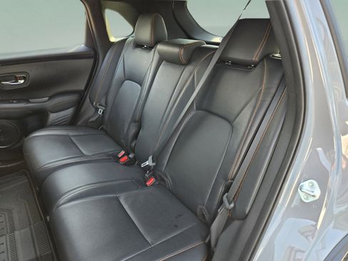 Used 2025 Honda HR-V Sport image 13