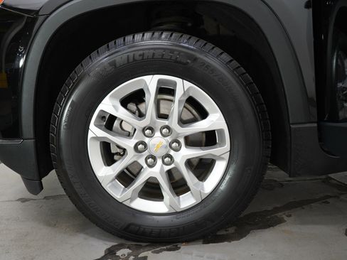 Used 2019 Chevrolet Traverse LT AWD/4WD image 30