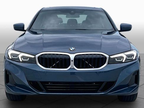 Used 2025 BMW 330i Sedan RWD image 3
