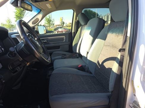 Used 2018 RAM 2500 Big Horn AWD/4WD image 30