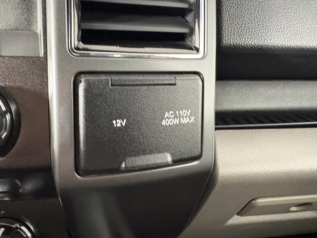 Used 2018 Ford F150 XLT w/ Equipment Group 302A Luxury AWD/4WD image 23