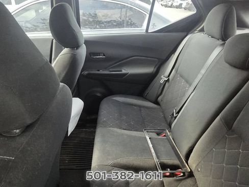 Used 2020 Nissan Kicks SV FWD image 8