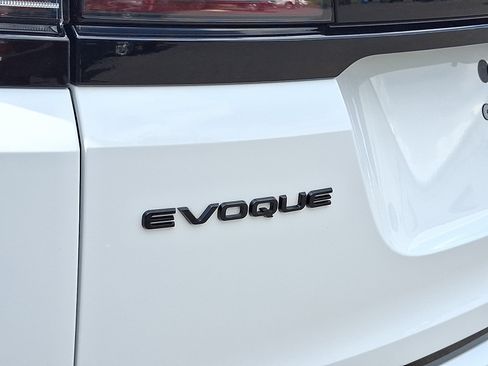 Used 2026 Land Rover Range Rover Evoque S AWD/4WD image 30