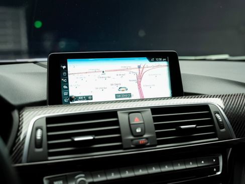 Used 2017 BMW M3 image 52