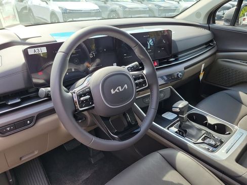 New 2026 Kia Carnival EX FWD image 23