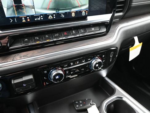 New 2026 GMC Sierra 1500 SLT w/ SLT Premium Plus Package image 13