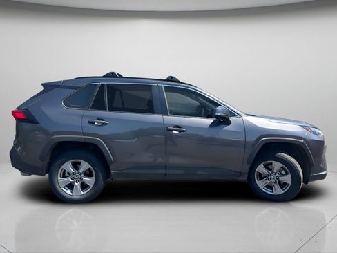 Used 2024 Toyota RAV4 XLE AWD/4WD image 4