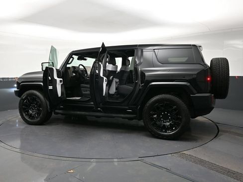 Used 2025 GMC Hummer EV 2X AWD/4WD image 34
