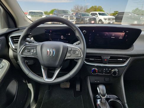 Used 2024 Buick Encore GX Preferred FWD image 6