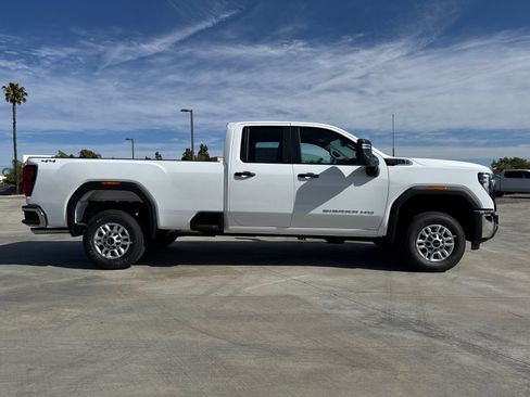 New 2026 GMC Sierra 2500 Pro w/ 1SA Pro Safety Plus Package AWD/4WD image 7