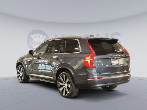 Used 2023 Volvo XC90 B6 Ultimate w/ Protection Package Premier image 4
