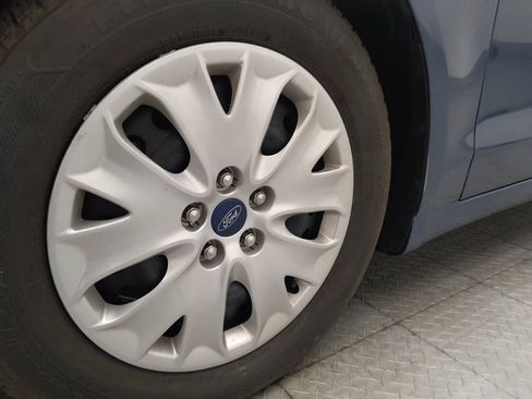 Used 2019 Ford Fusion S FWD image 31