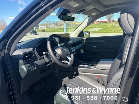 New 2026 Honda Pilot Touring image 5