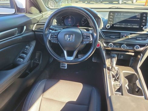 Used 2020 Honda Accord Sport image 11