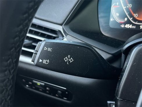 Used 2021 BMW X5 sDrive40i w/ M Sport Package image 26