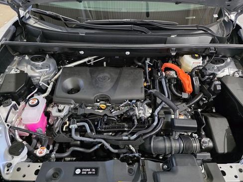 Used 2025 Toyota RAV4 XLE image 26