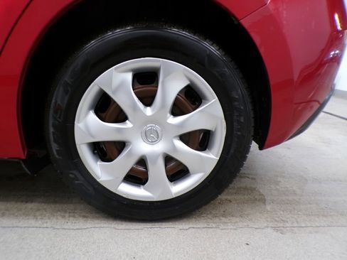 Used 2015 MAZDA MAZDA3 i Sport image 9