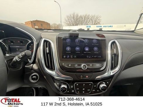 Used 2023 Chevrolet Equinox Premier image 24