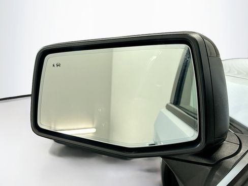 Used 2025 GMC Sierra 1500 AT4 image 16